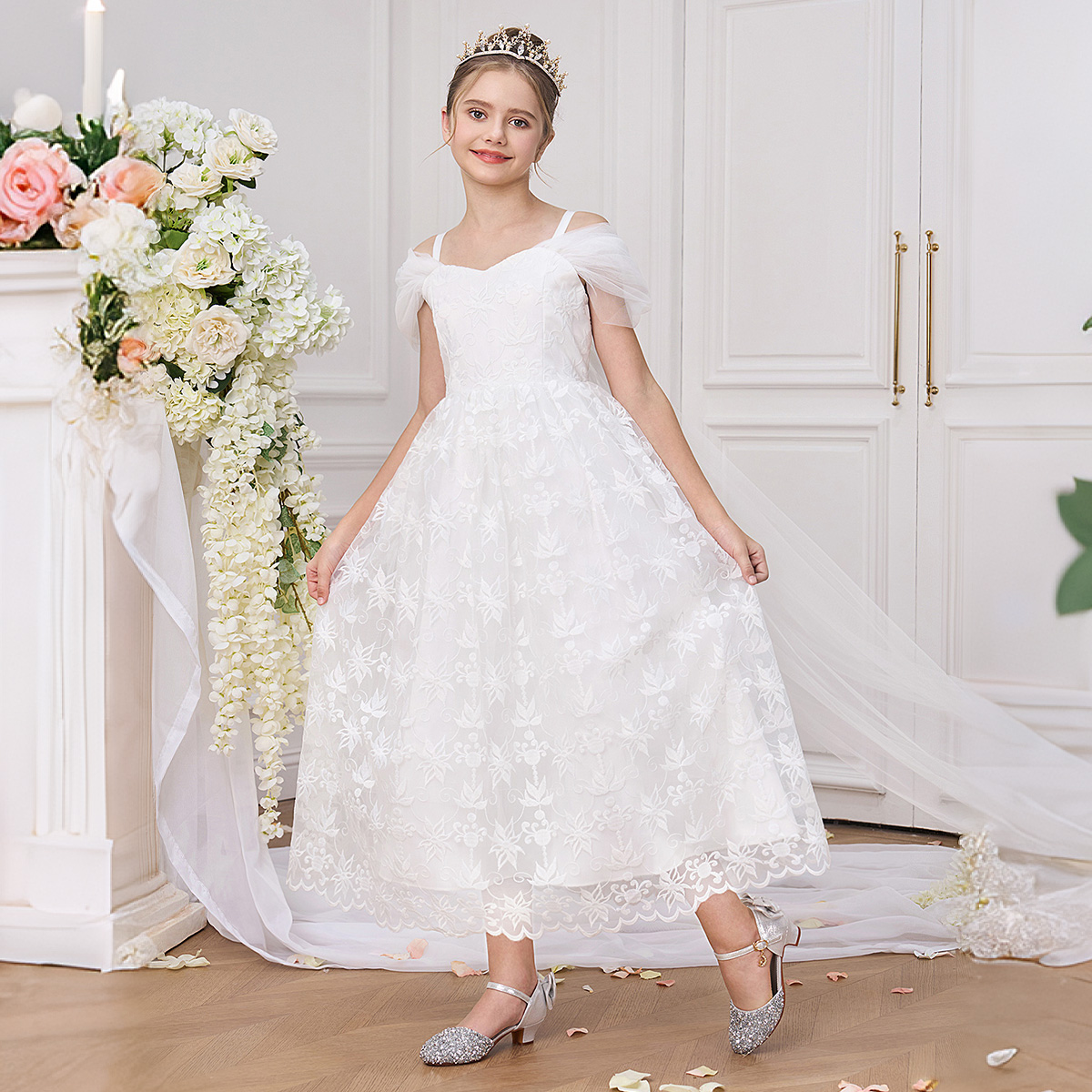 Zarif Beyaz Nedime Parti Kız E - Embroidery White Dress incelemesi ve fiyatı